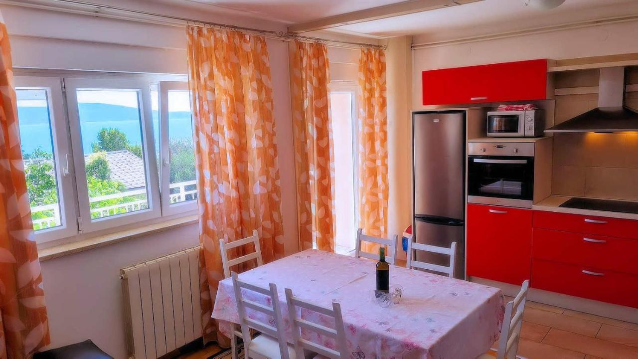 Apartmens Adriana โนวีวีโนดอลสกี ภายนอก รูปภาพ