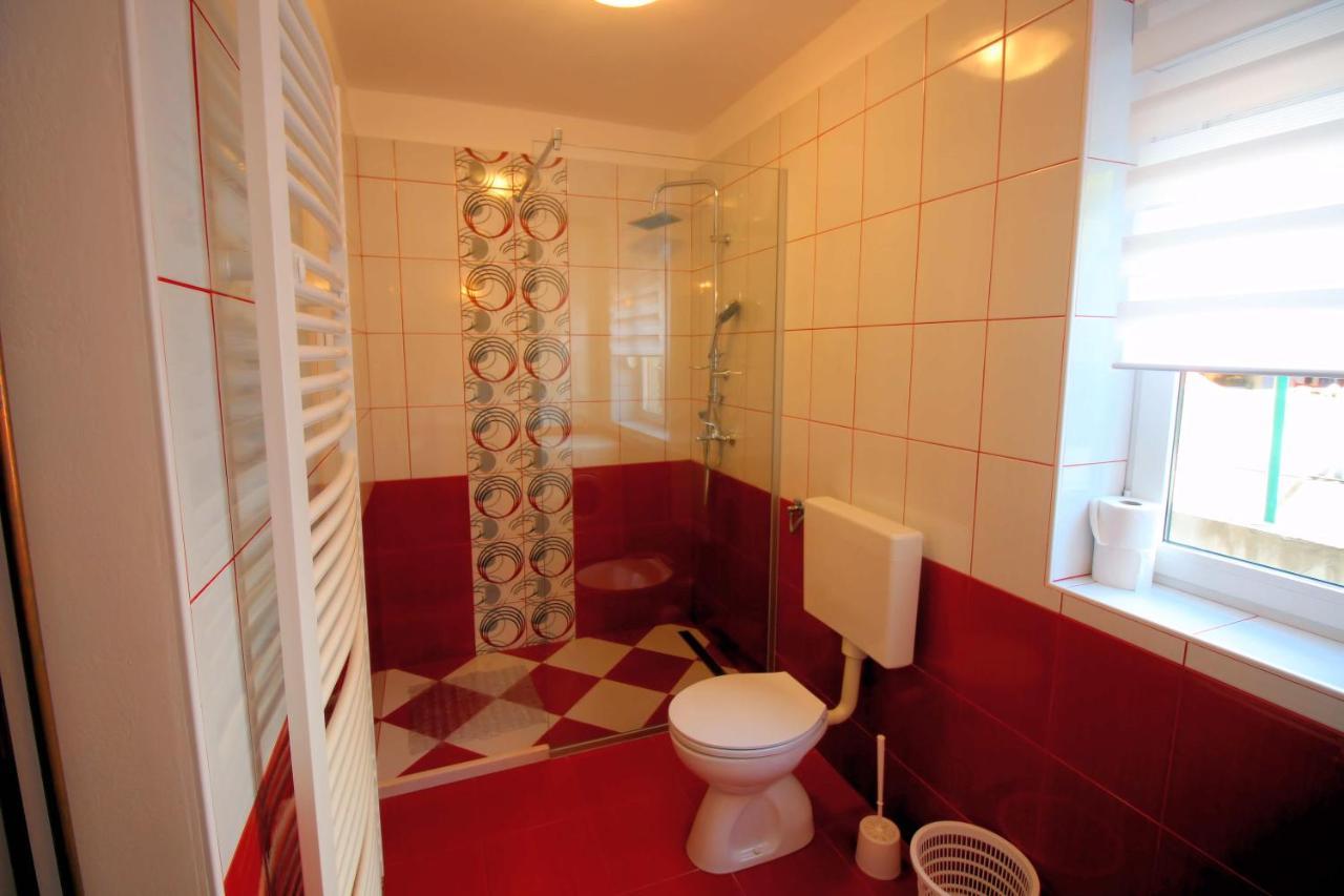 Apartmens Adriana โนวีวีโนดอลสกี ภายนอก รูปภาพ