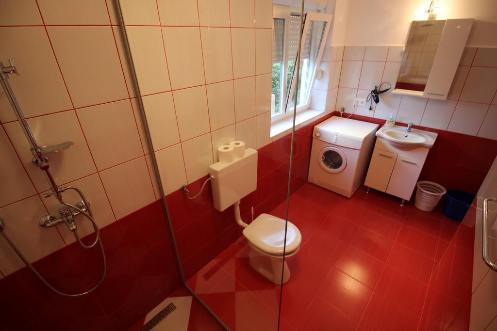 Apartmens Adriana โนวีวีโนดอลสกี ภายนอก รูปภาพ