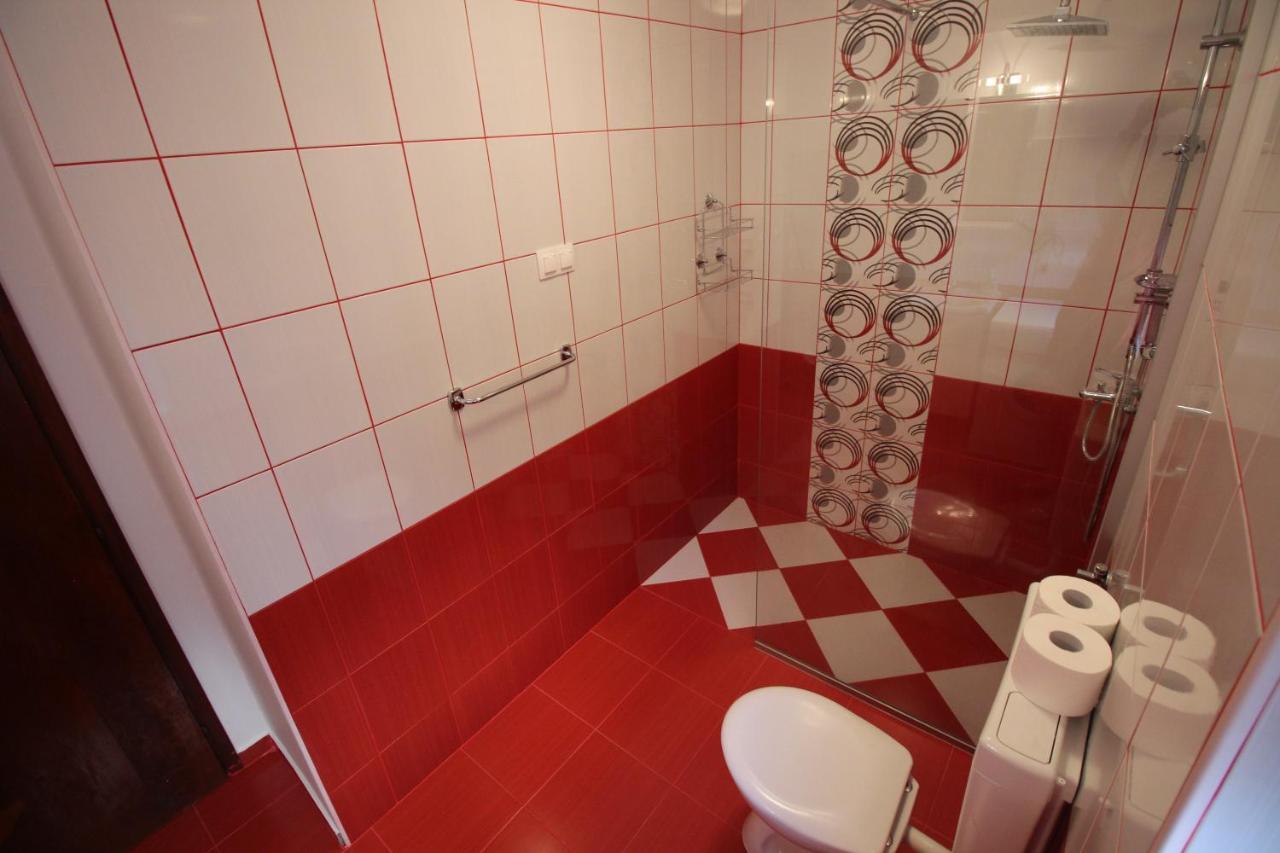 Apartmens Adriana โนวีวีโนดอลสกี ห้อง รูปภาพ